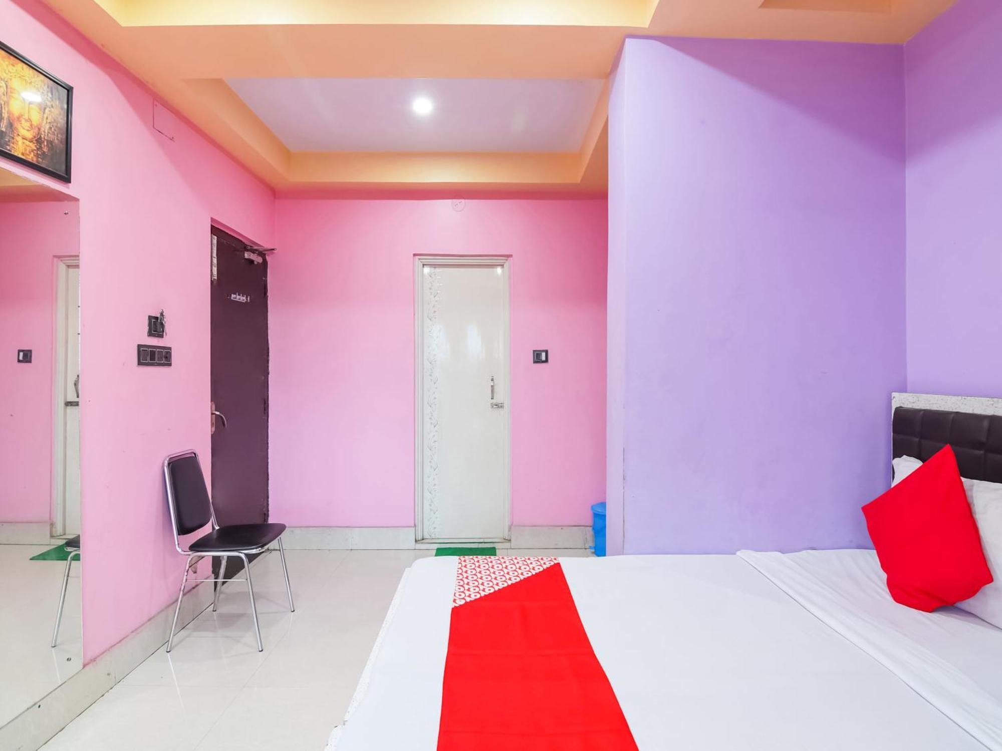 Oyo Flagship Hotel Red Velvet Hugli-Chinsurah Екстер'єр фото